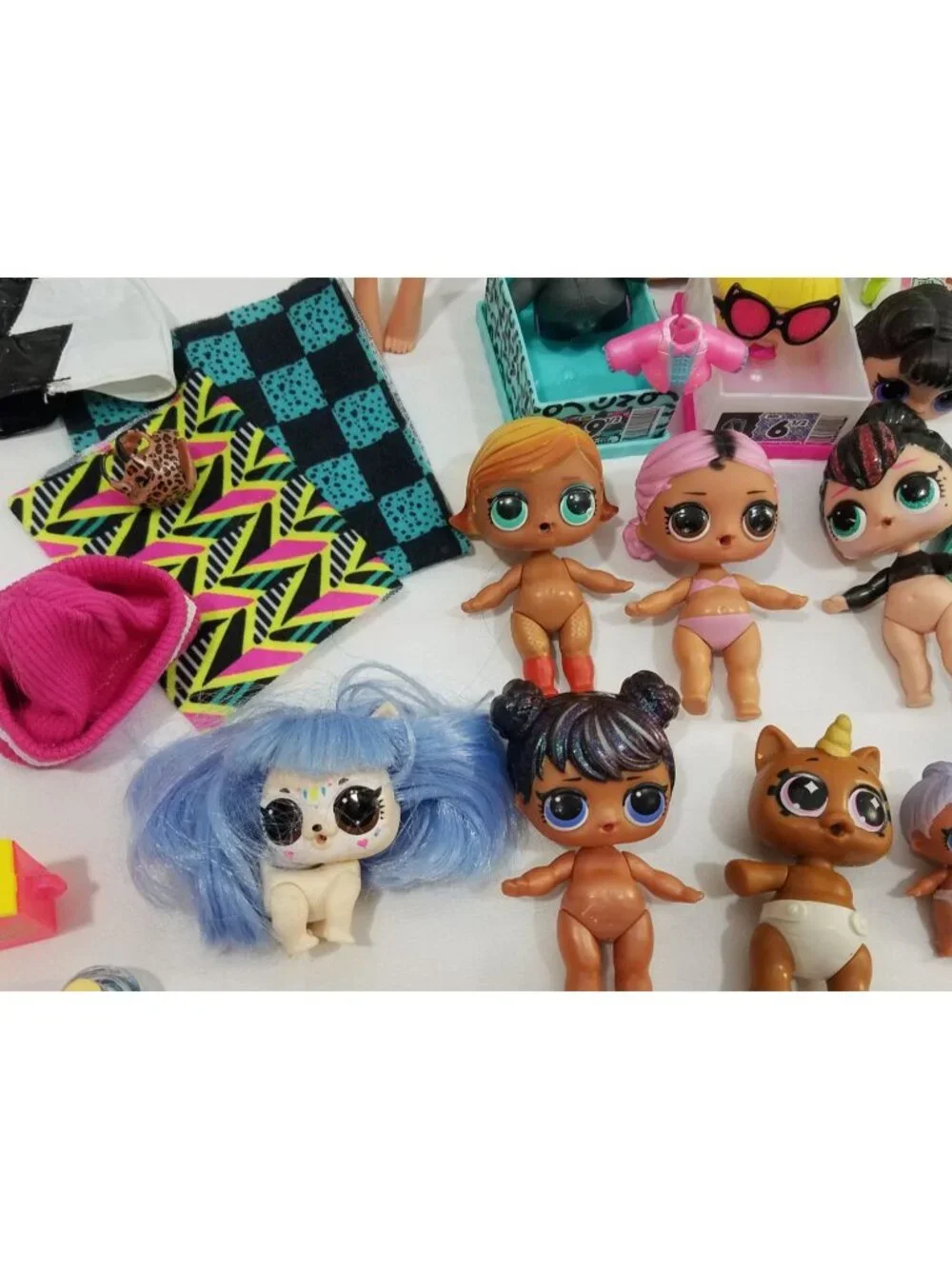 LOL Surprise Dolls & Accessories Lot of 50+ pieces Outfits Shoes Bags skateboard